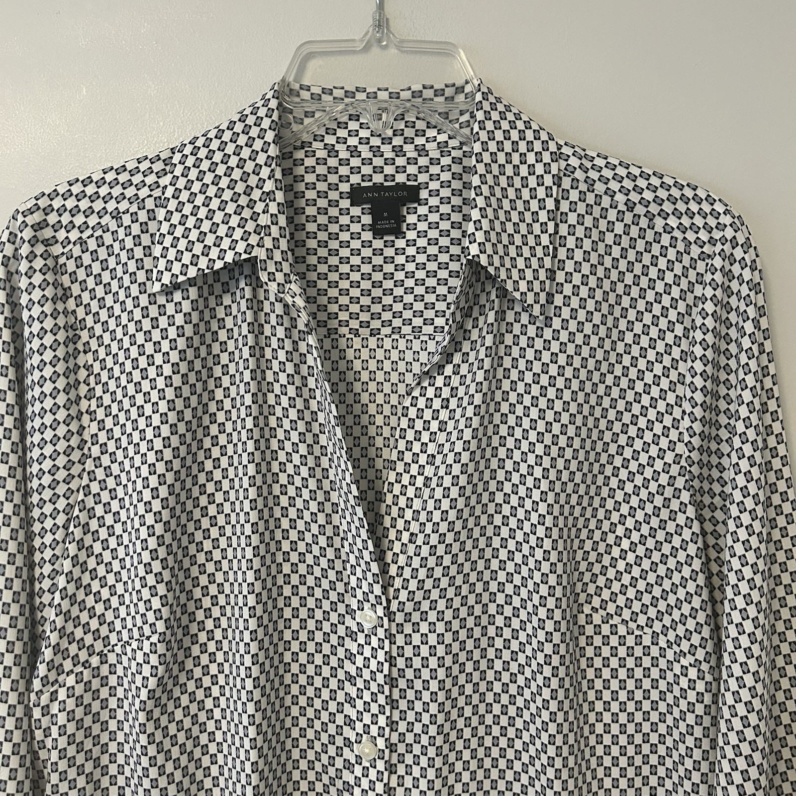 Ann Taylor Button Down Blouse Medium - image 3