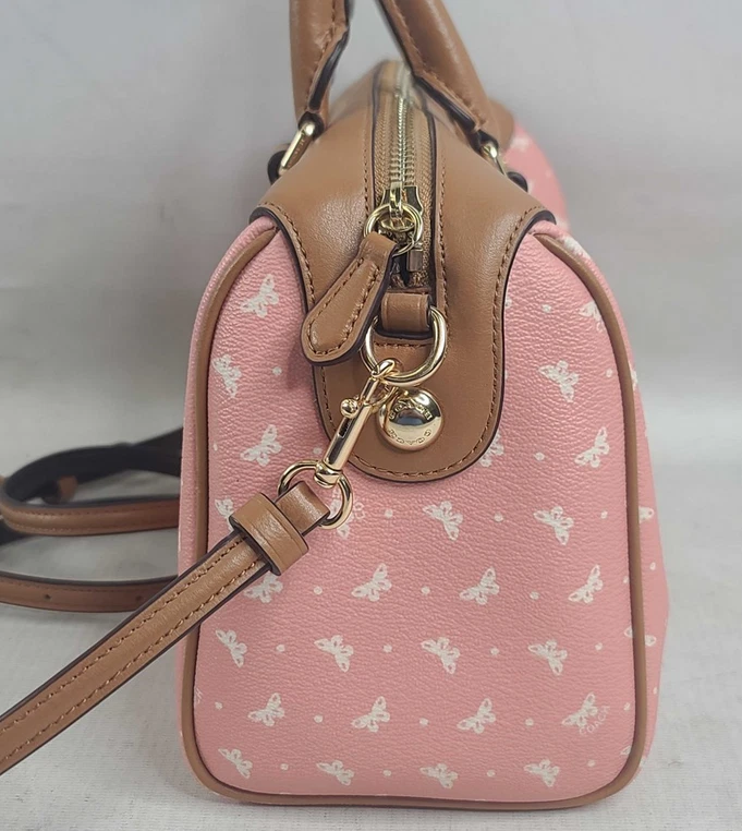 Cartera Coach Mini Bennett con estampado de mariposas 9" (L) x 6,5" (H) x 5" (W) Foto 4 de 4