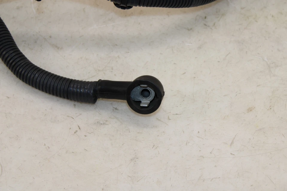 Cable de batería positivo Nissan 370z 2009-2020 24105JL00A OEM MW40 Foto 2 de 4