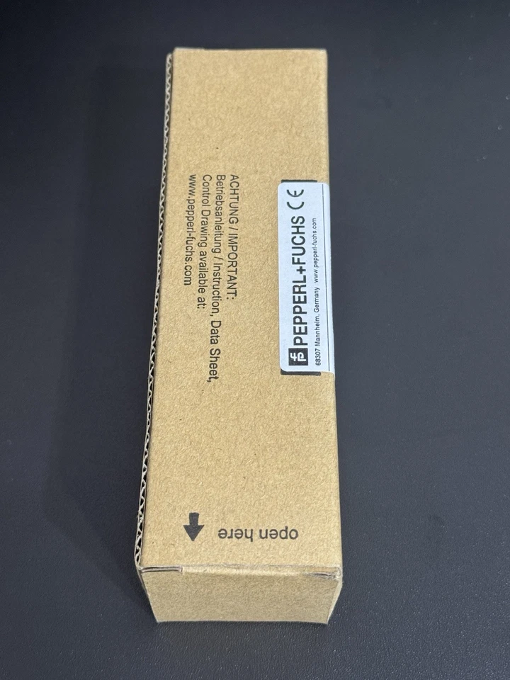 PEPPERL+FUCHS UC2000-30GM70-IE2R2-V15 Brand New! - Image 3 of 4