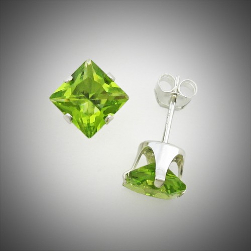 Pendientes de peridoto verde peridoto cuadrado de 6 mm en plata esterlina - ¡NUEVOS! - Imagen 4 de 8