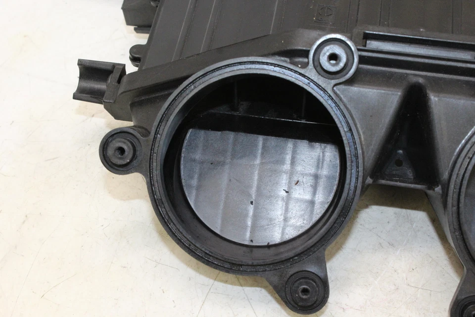 Honda Cbr1000rr 2005 caja de aire admisión de aire caja de filtro central Foto 2 de 4