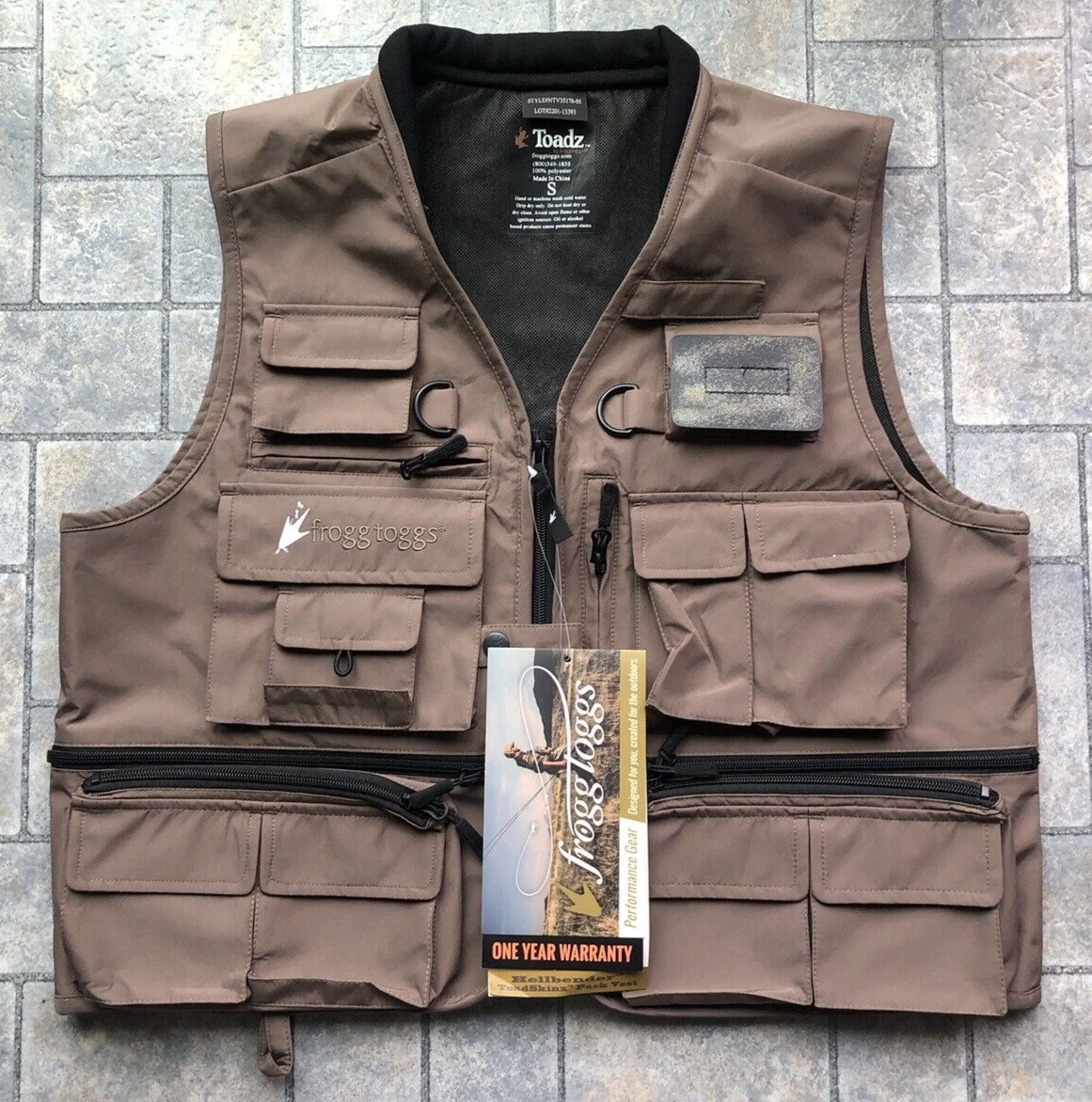 New Frogg Toggs Small HellBender Pack Toadskinz Fly Fishing Vest / Stone Color S