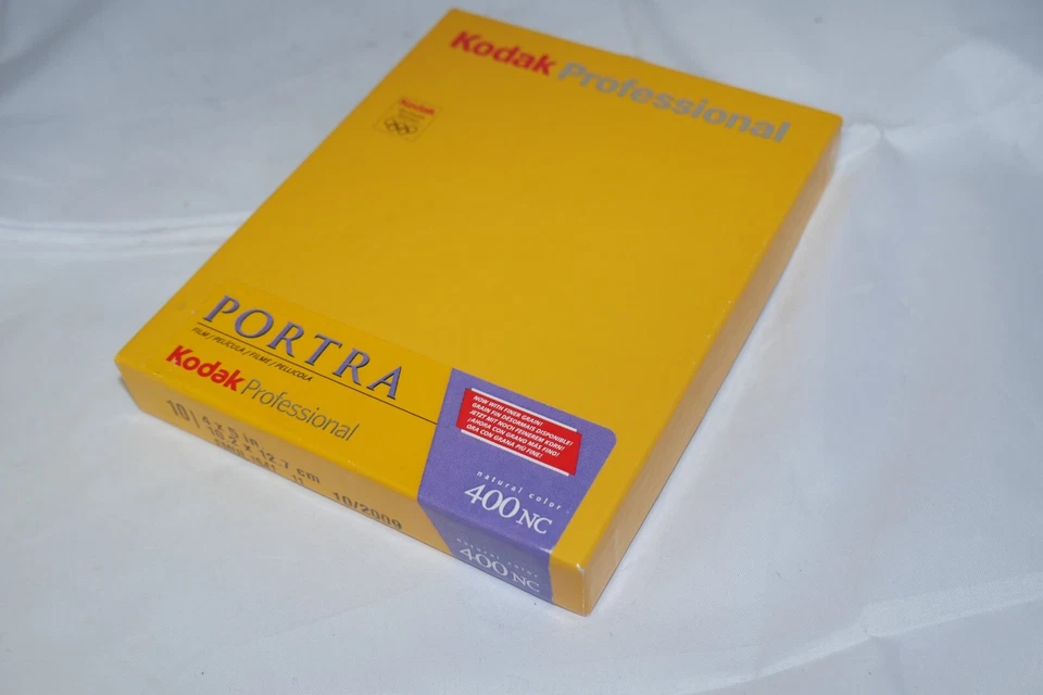 Kodak 4x5"  Portra 400 NC Color Negative Film. 10 Sheets. Unopened. Dated 10/09 - Image 3 of 4
