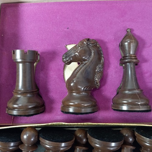 Scacchiera Vintage 1967 Edizione Torneo Cavalier n. 1498 Staunton USA completo - Foto 14 di 21