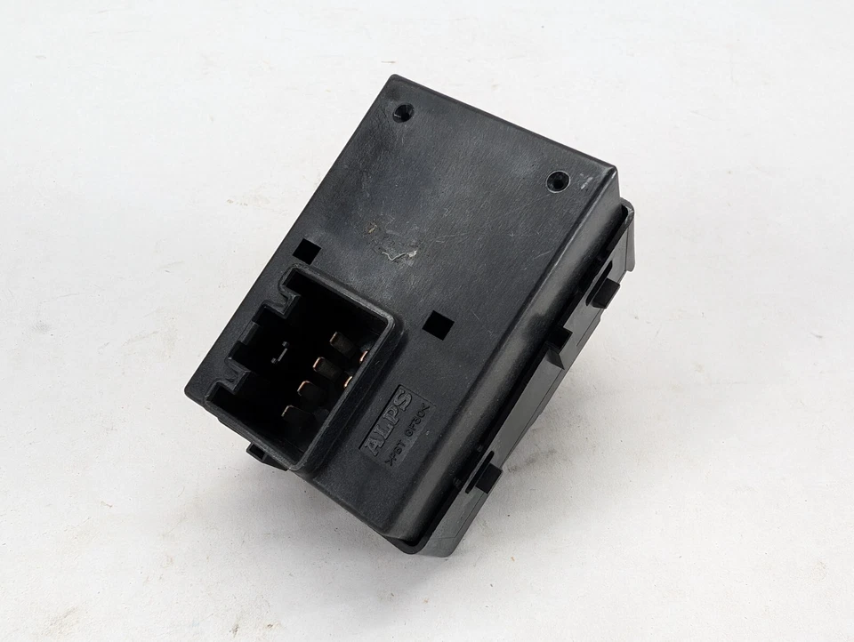 Door Window Switch Front Left BWD WST214 fits 2001 to 2003 Ford Explorer Sport - Image 2 of 3