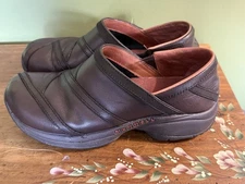 Women's Merrell Primo Patch Clogs Bug Brown Leather Slip On Shoes J63796, Size 7