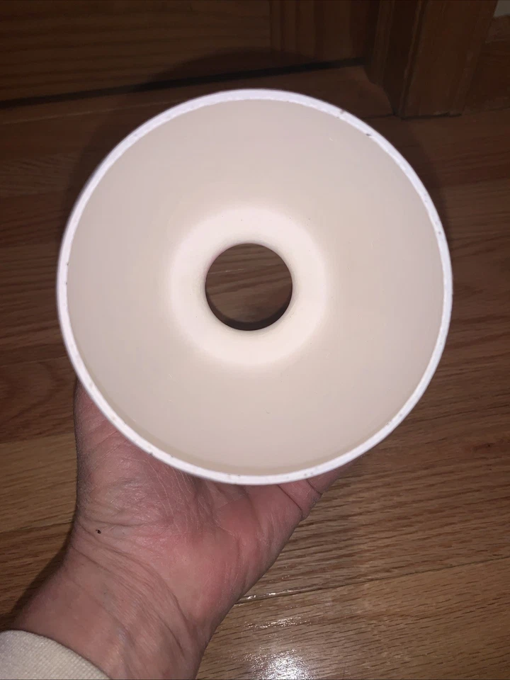 Pantalla de vidrio soplado a mano Westinghouse 8131100 - 2-1/4 pulgadas Foto 3 de 3