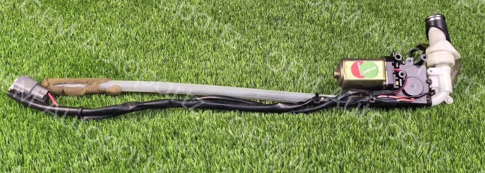 Lexus LS430 2001-2006 Genuine Parking Pole Antenna with Light : Fits Toyota - Image 2 of 4