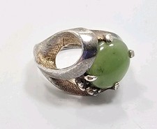 Beautiful Vintage Sterling Silver 925 Green Jade Ladies Ring Size 5