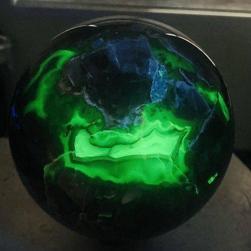 Natural Rare Volcanic Agate Crystal Sphere UV Reactive Gemstone Healing 4320g
