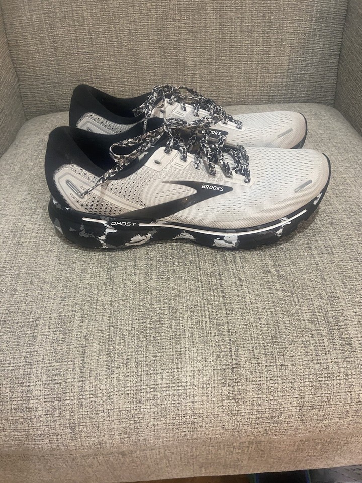 Brooks Womens Ghost 14 White Running Shoes Sneakers Size 9.5 Camo Need
