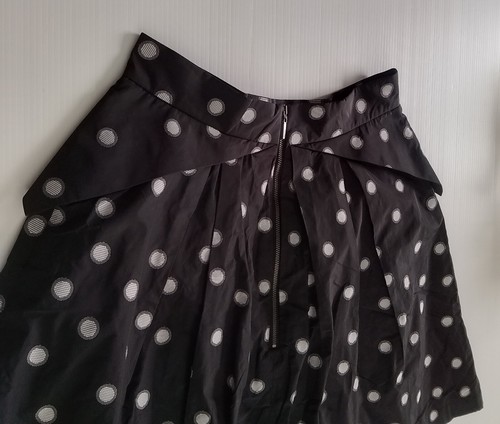 Cue In The City Black A-Line Polka Dot Pleated Skirt Size 10 - Picture 6 of 8