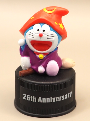 Doraemon 25th Anniversary Seven-Eleven Limited Bottle Cap Figure