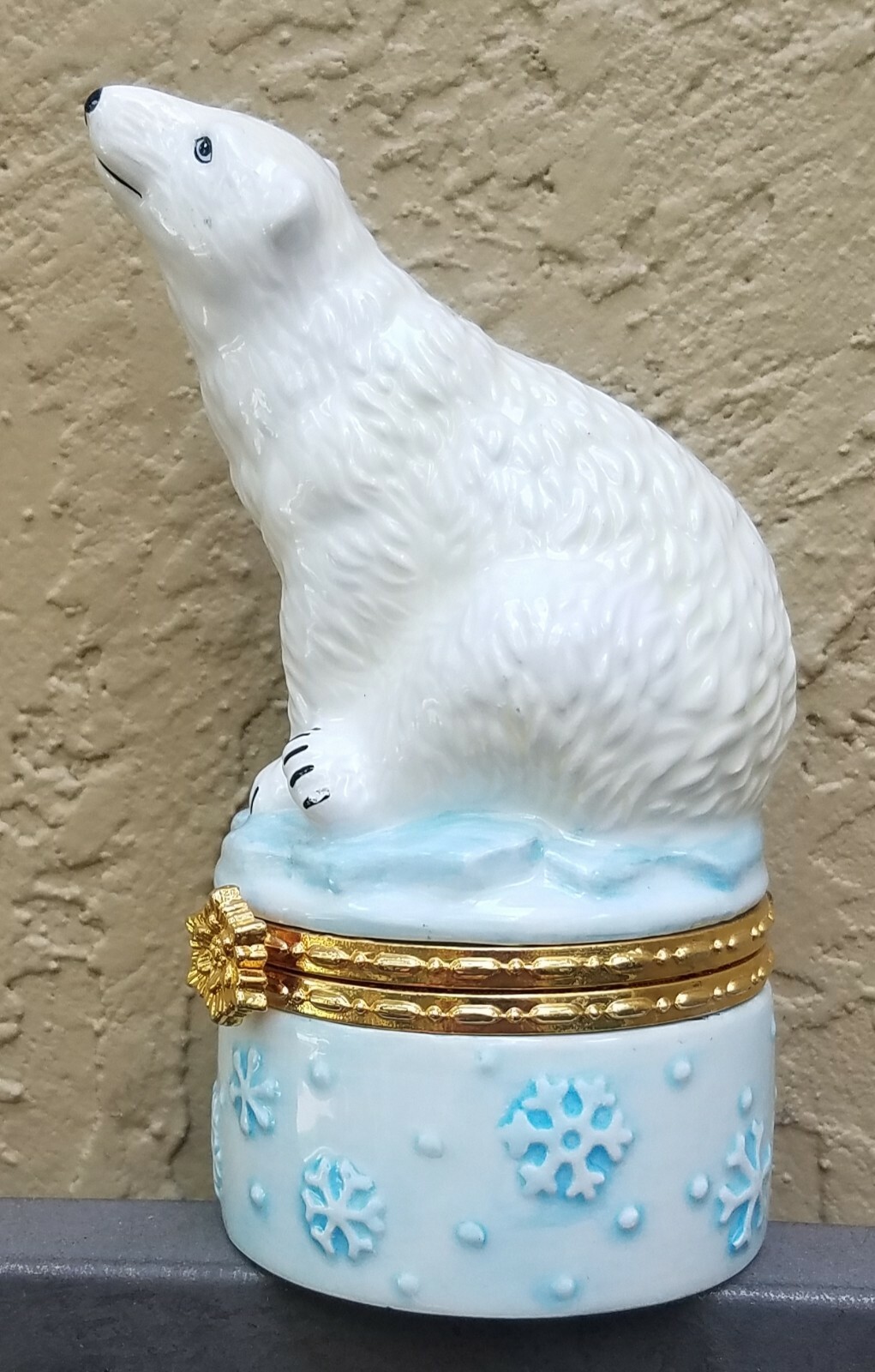 Picture 3 of 6
