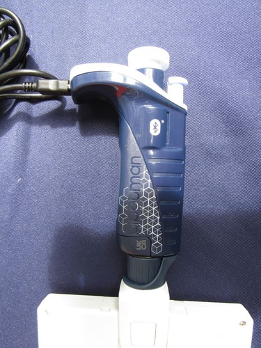 Gilson Pipetman 12 Kanal Elektronische Pipette P1200 M 50-1200uL Top! - Bild 5 von 7