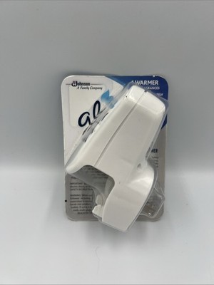 GLADE PlugIns Scented Oil Warmer Plug In Air Freshener Dispenser 2010 NEW No Oil
