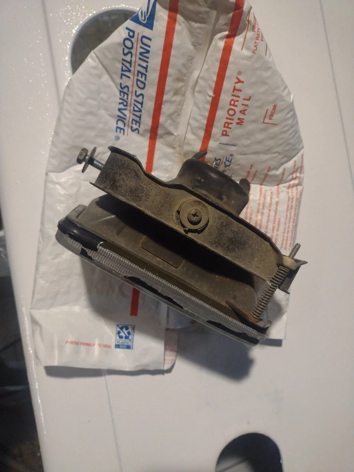 Фара 90-99 Suzuki DR350S 90-95 DR250S, 96-09 DR200 125se SP600 90-91 DR650  - Изображение 2 из 4