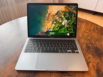 Apple MacBook Pro 13 Zoll (512GB SSD, M1, 8GB)  - Space Grau - OVP