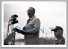 Vietnam Photos US Army President Lyndon B Johnson Addressing the servicemen 1966