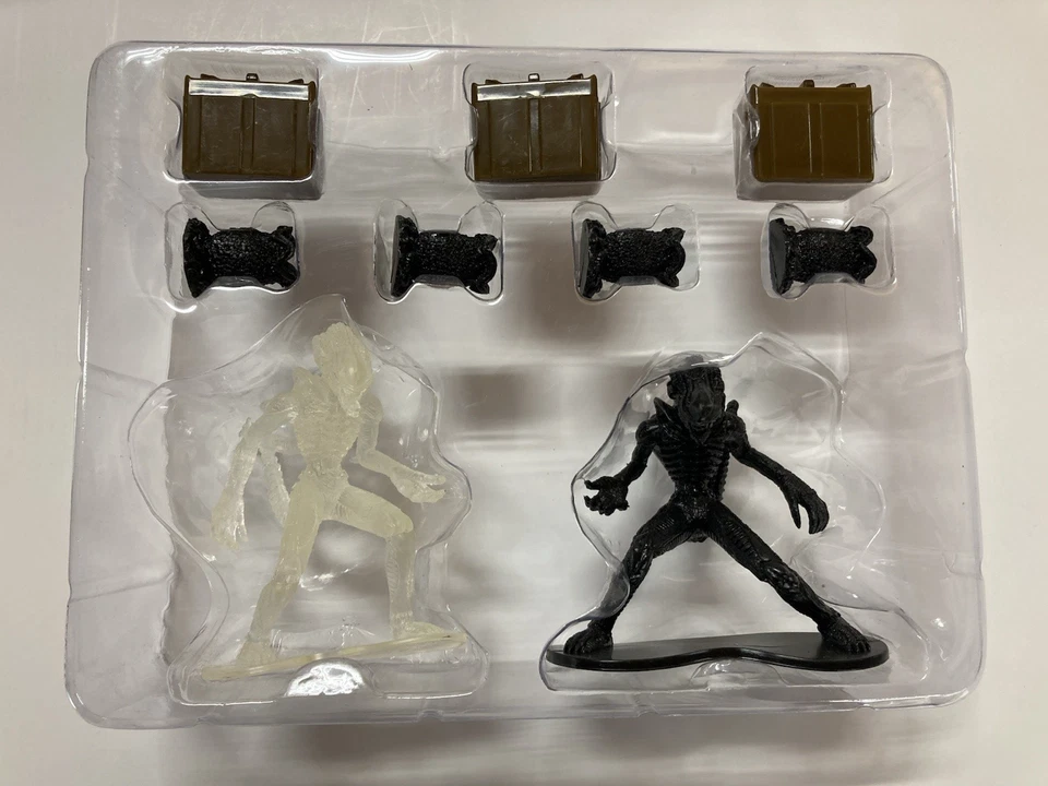 Aliens Swarm Pack Tree House Kids 2004 Juego Completo Foto 4 de 4