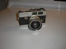 VINTAGE UNTESTED RACER Petri Camera Co. with Lens for parts or restore Free SH