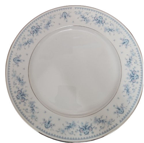 Royal Prestige Dinner Plate Danielle 4120 Japan Distinctive Elegant Fine China