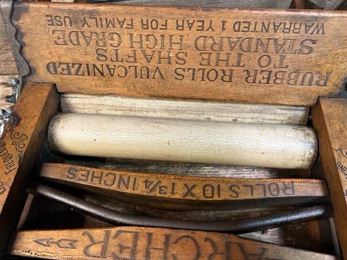 Rullo manovella suoneria lavanderia abbigliamento arciere vintage - Foto 9 di 17