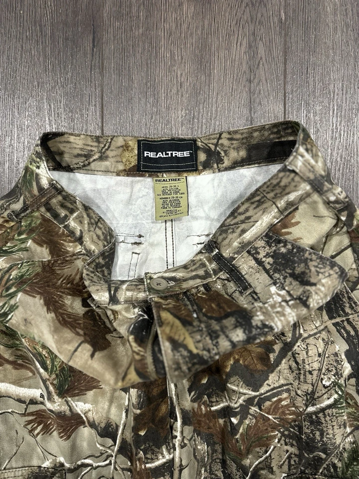 RealTree Men's Vintage Camo Real Tree Brush Pants Size 28-30s - Image 3 of 4