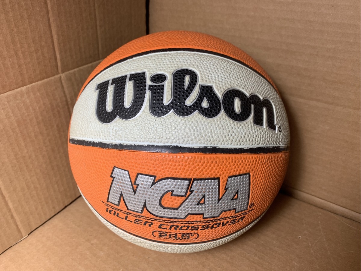 ボール Wilson NCAA KILLER CROSSOVER 28.5 Wilson NCAA Killer Crossover Outdoor Basketball, Intermediate