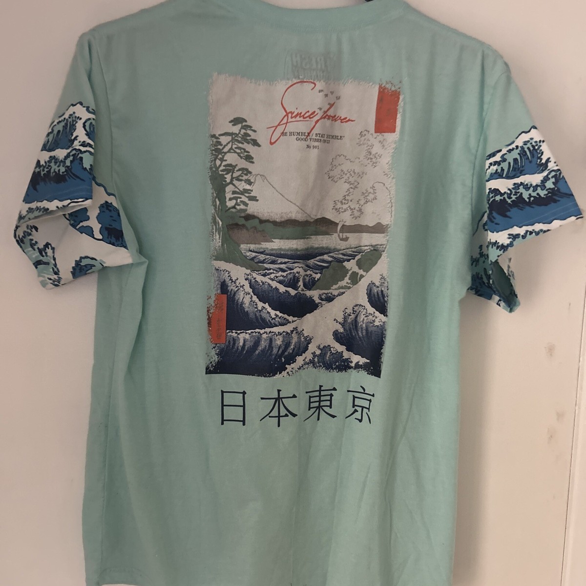 LAUNDRY - ランドリー　日本赤十字社　コラボ　Tシャツ　Lサイズ　男女兼用　　tシャツ　紺 LAUNDRY - ランドリー 日本赤十字社 コラボ Tシャツ Lサイズ