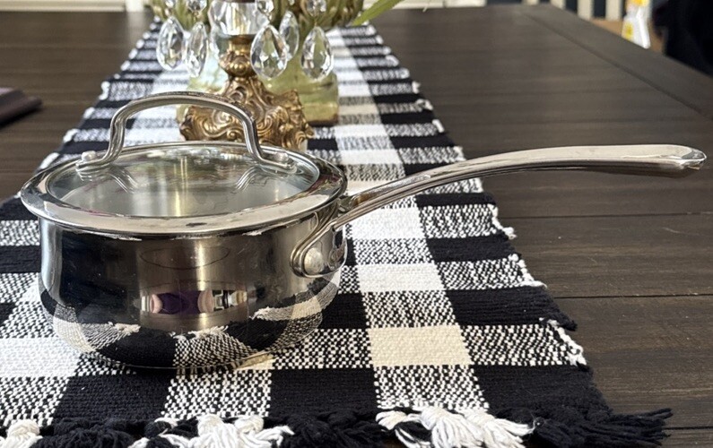 Cuisinart 419-14 1-Quart Stainless Steel Saucepan with Glass Lid