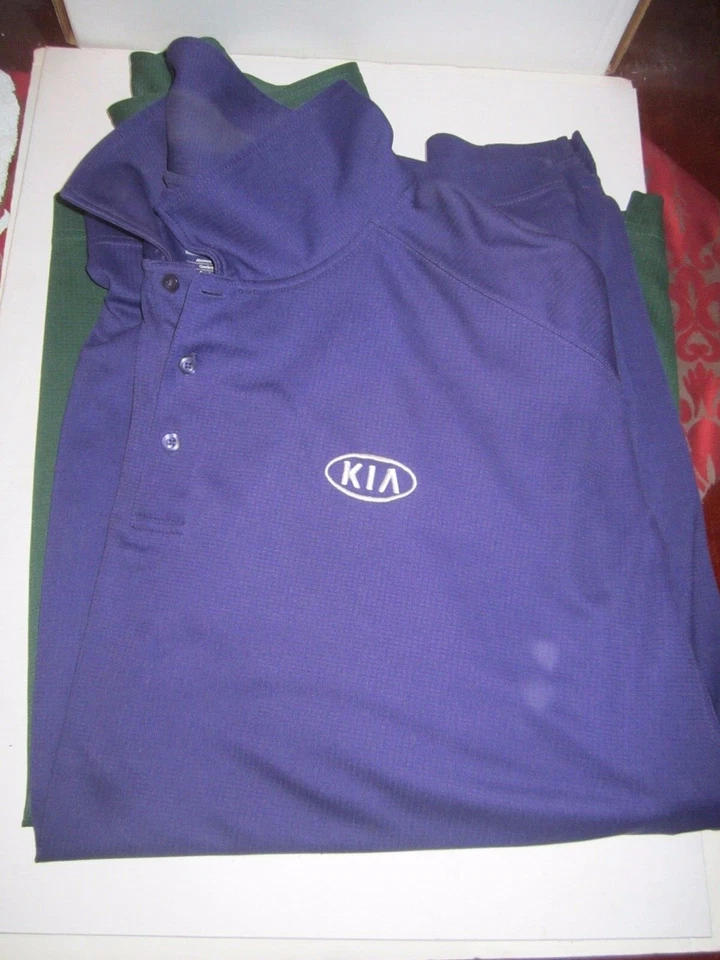 2 CAMISAS POLO AUTOMOTRIZ KIA - CUTTER & BUCK - TALLA 5XL - MORADO Y VERDE Foto 3 de 4