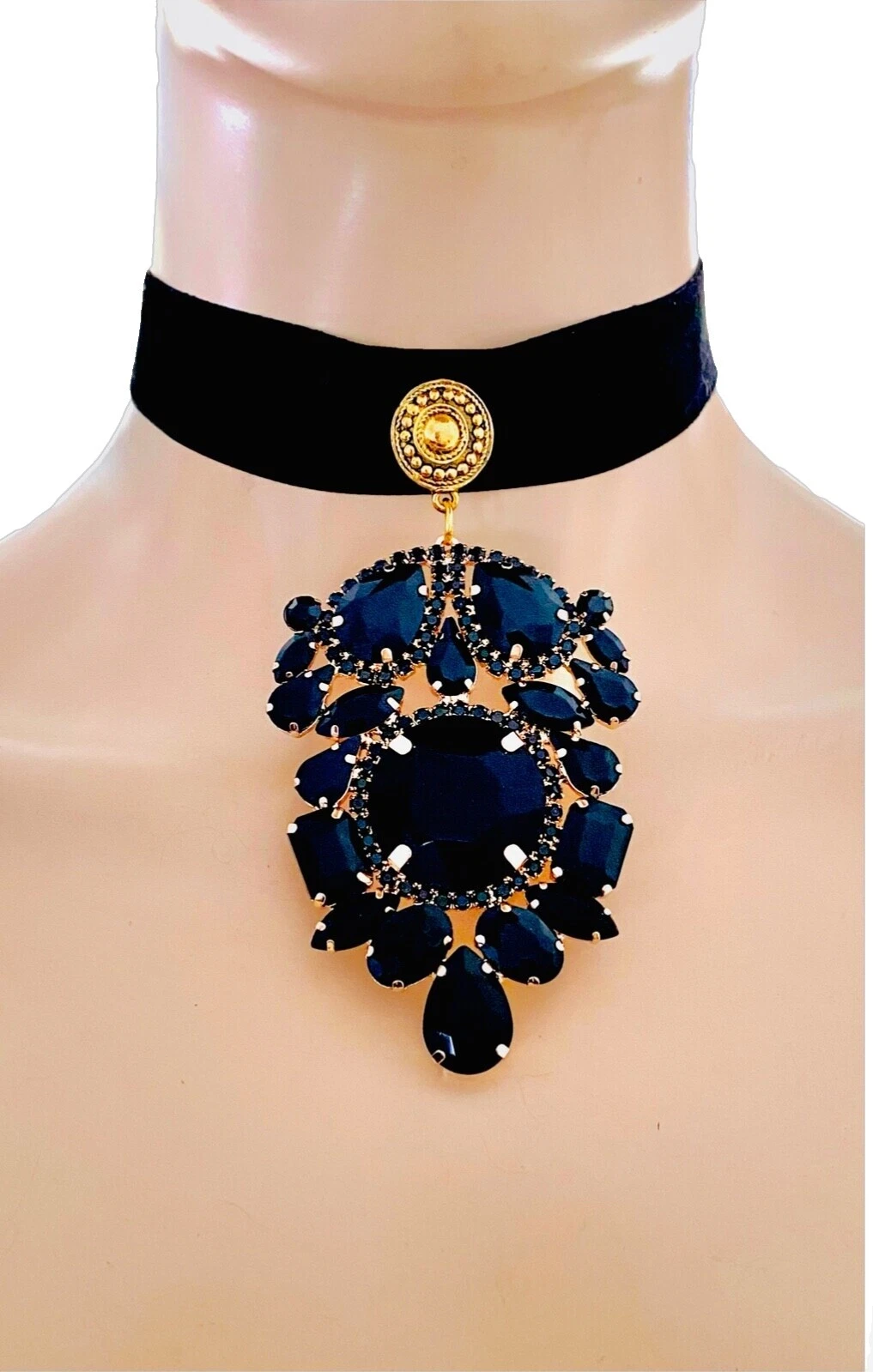 Velvet Retro Choker Fashion Necklaces & Pendants