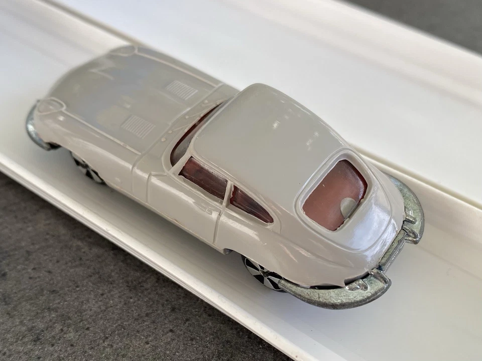 Faller Hit Car Jaguar E Grau Rot - Bild 3 von 4