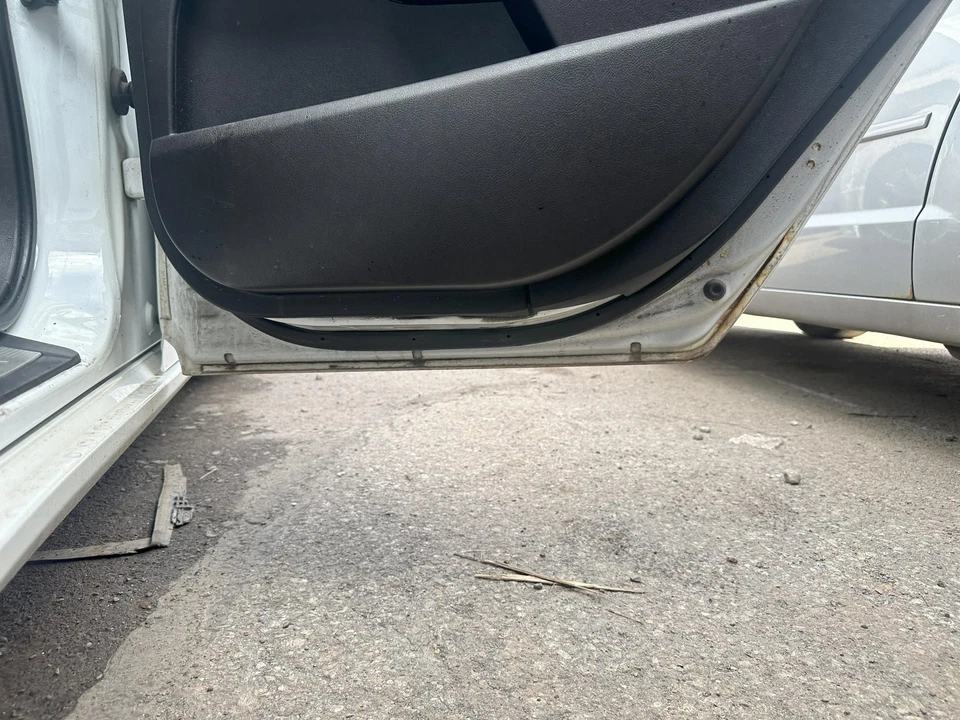 Used Rear Right Door Assembly Rear Side fits: 2014 Acura Tl electric Rear Right - Изображение 2 из 4