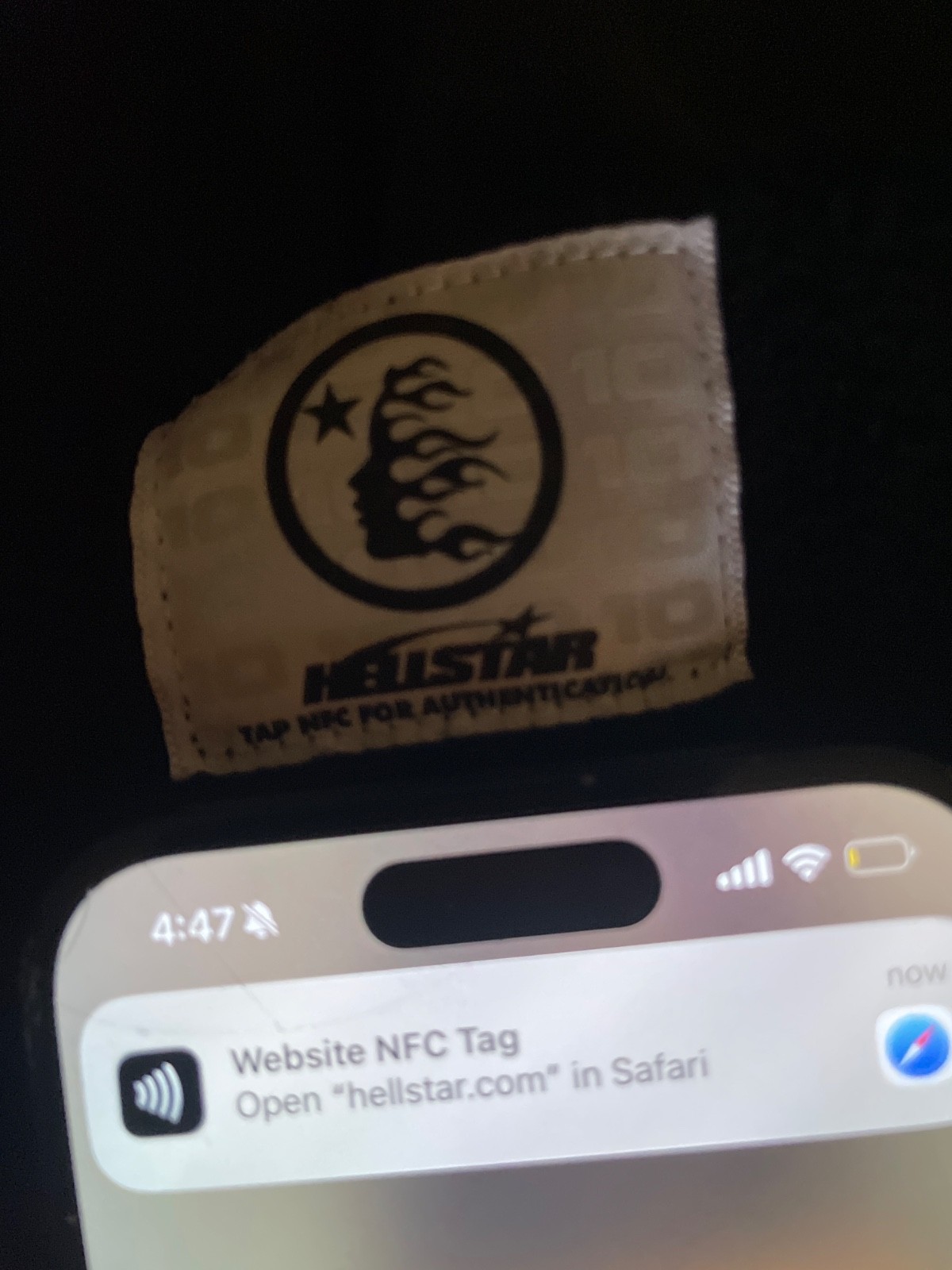 'Black/Yellow' Hellstar Classic Tee - image 3