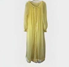 1950's MISS ELAINE Sheer Chiffon Yellow With Lace Peignoir Nightgown Robe Bridal