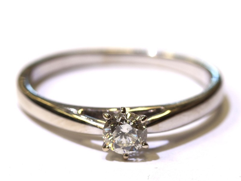 18k white gold round .36ct natural diamond solitaire ring Engagement 3.2g estate