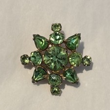 Vintage 1950s-60s Green Rhinestone Starburst Brooch Pin-Unsigned -Star Snowflake