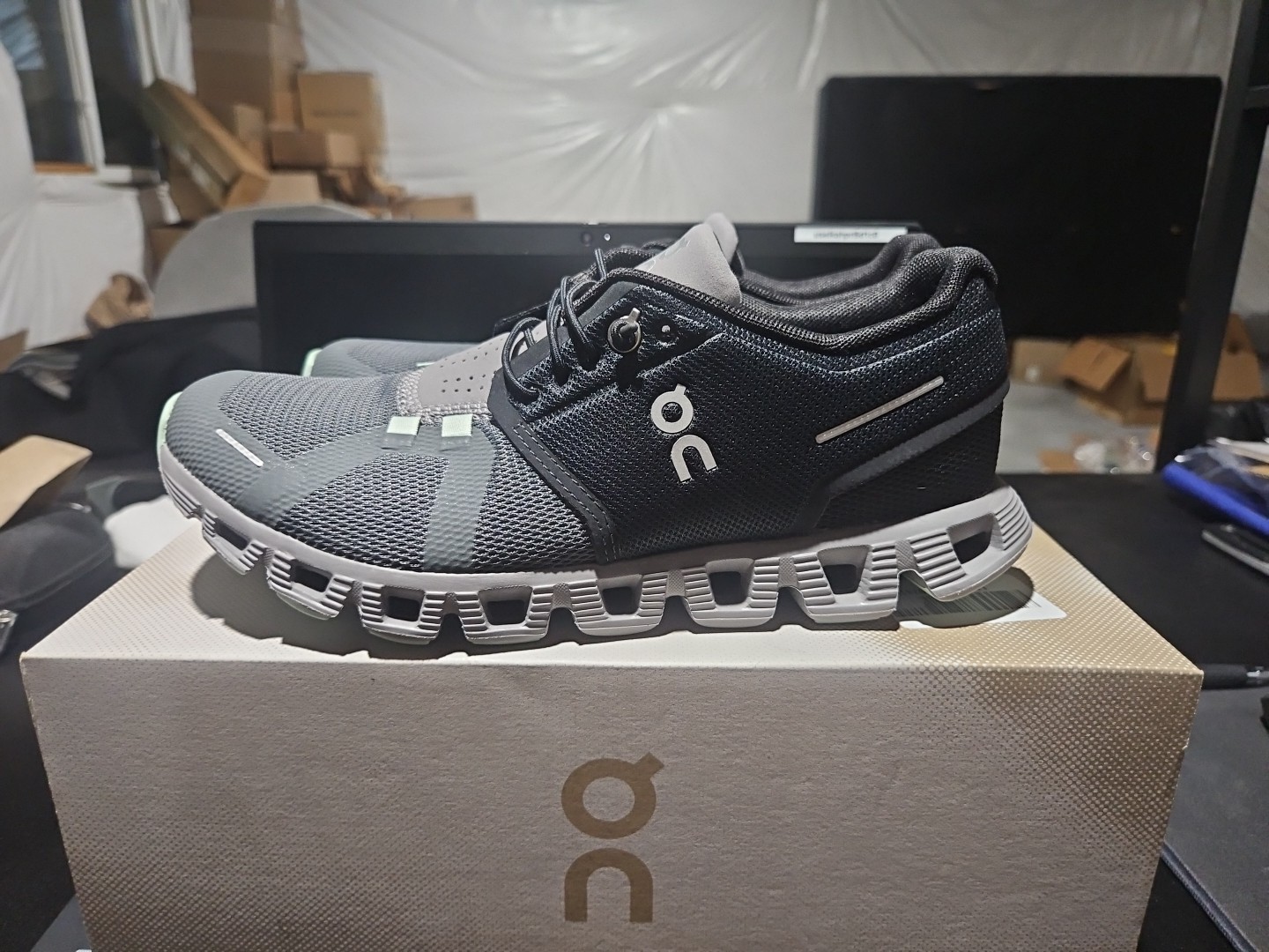 Cloud 5 Black / Lead - image 1