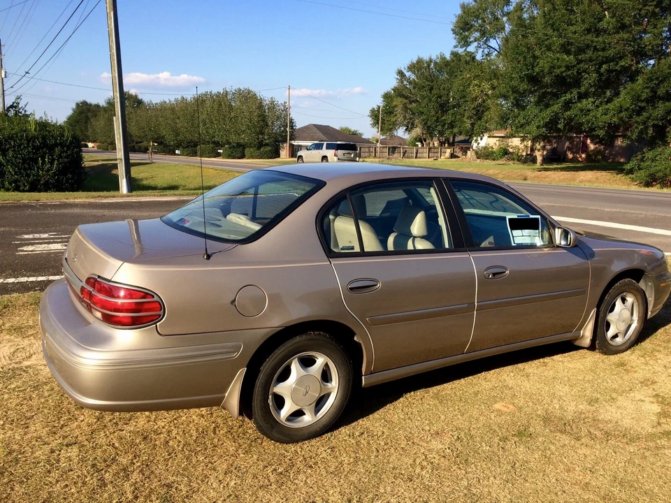 Radio mástil de antena de aluminio negro corto de 4 pulgadas para Oldsmobile Cutlass 1997-1999 Foto 4 de 4