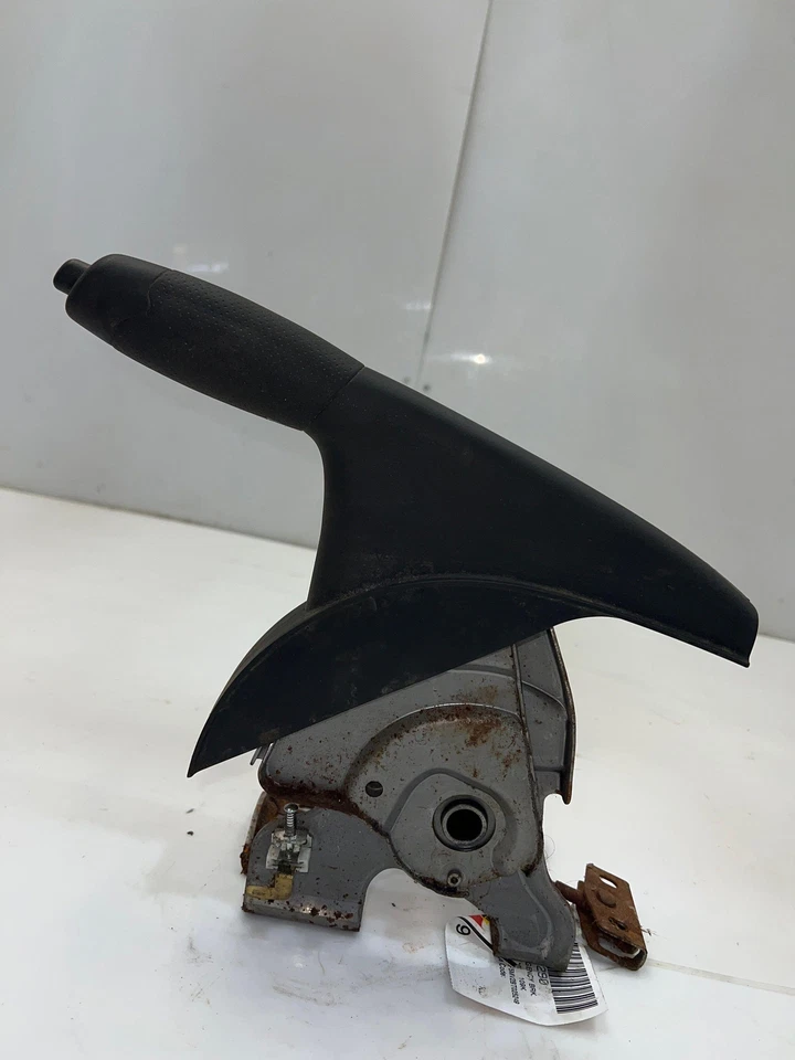 2011 - 2017 年日产 Juke 停车制动控制杆 原始设备制造商 36010-1KA3A — 第 4/4 张图片