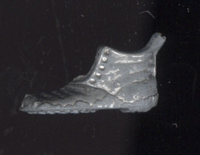 1940s Monopoly Replacement Piece: Boot with dot pattern sole (Rare)