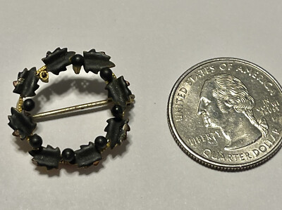 Victorian Taille d Epergne Momento Mori Mourning Round Ivy Leaves Brooch As Is