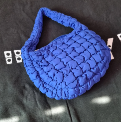 OVERSIZED QUILTED CROSSBODY - BLUE - Bags - COS