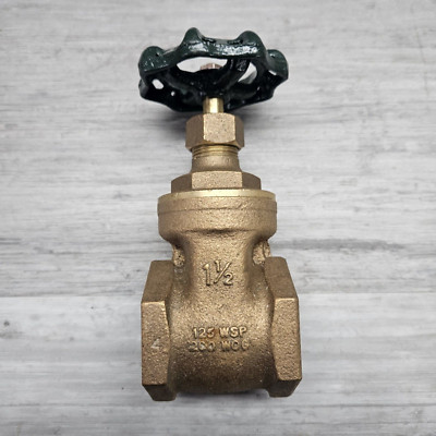 Watts Regulator Company Sweat Valve  1 1/2''  125 WSP 200 WOG Unused NOS