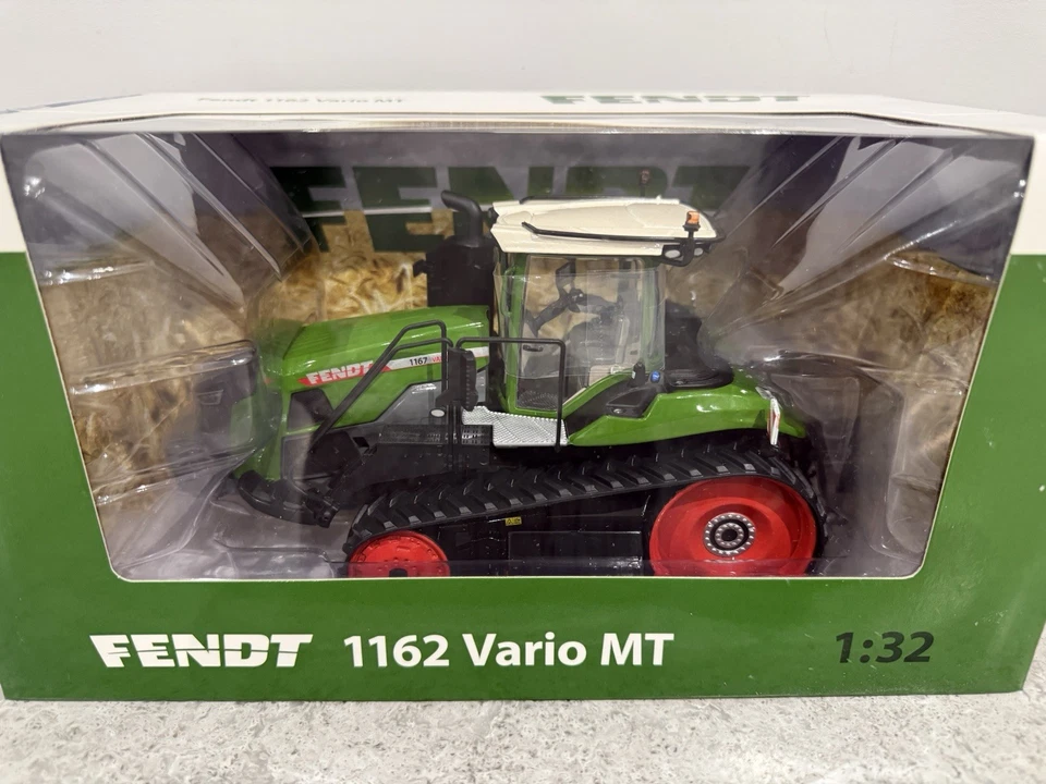 USK/Universal Hobbies - Fendt 1162 Vario MT - 10652 - 1:32 Scale - New/Mint - Image 2 of 4