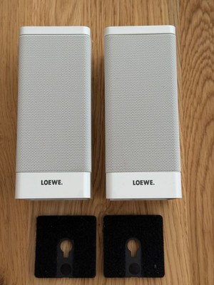 2x Loewe Individual S1 weiß white hochglanz Lautsprecher Satellitenlautsprecher