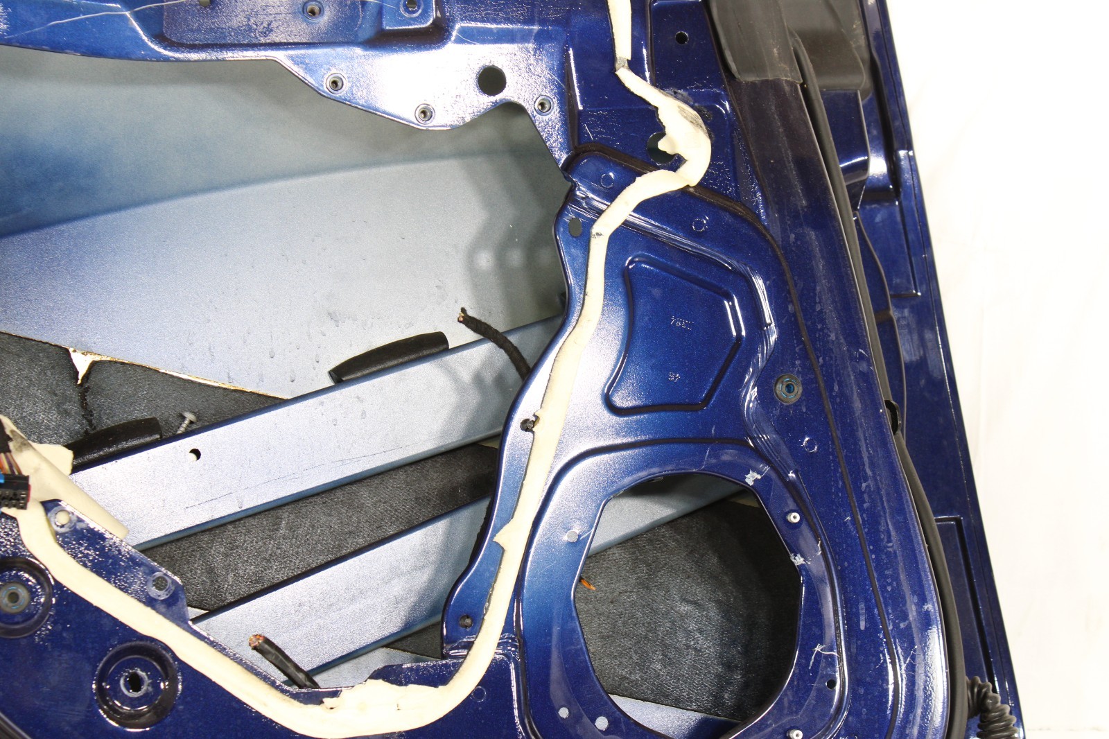 🚀 2014-2024 MASERATI GHIBLI REAR LEFT DRIVER DOOR BLUE OEM